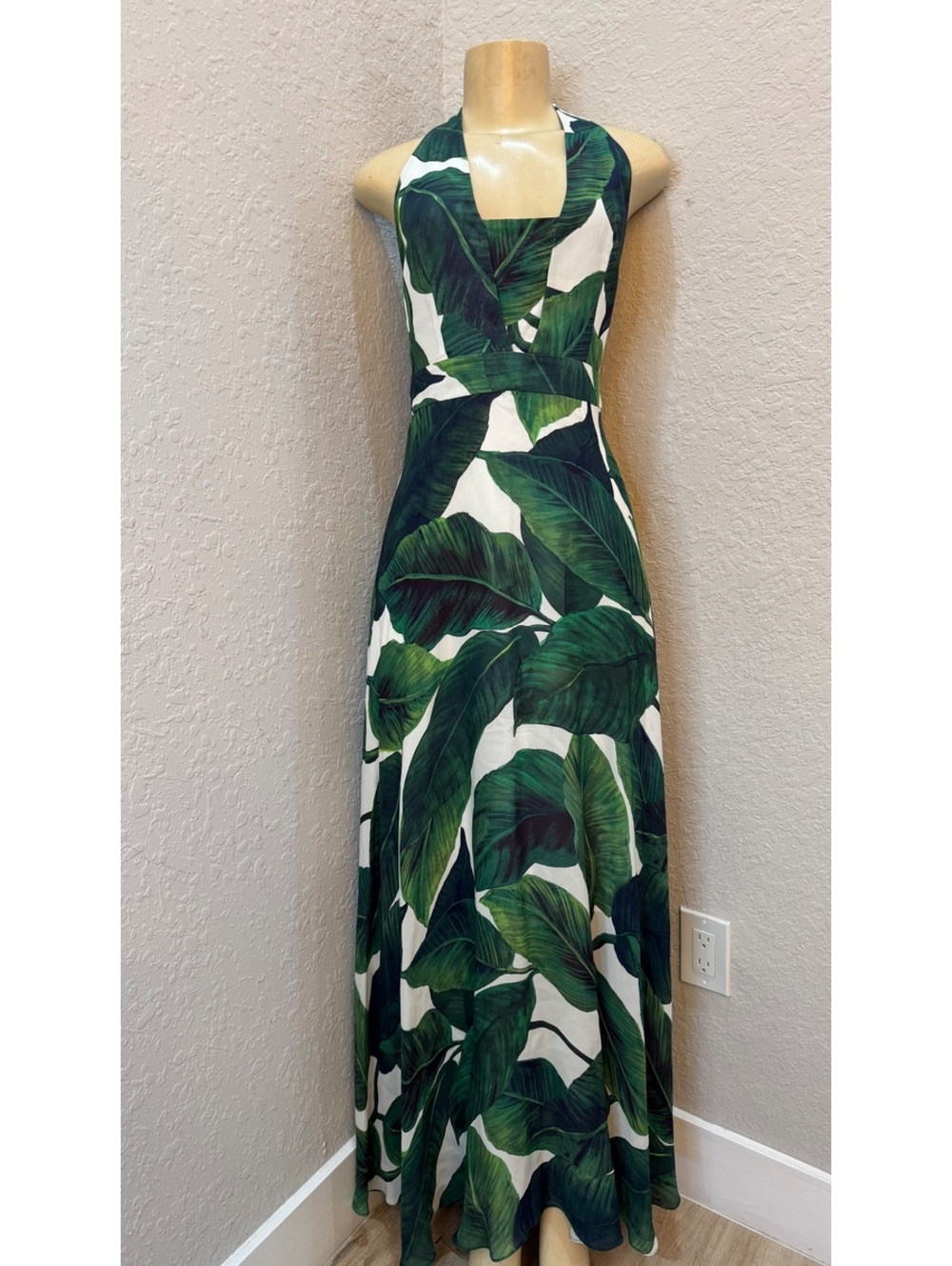 MILLY Tropical Banana Leaf Halter Maxi Dress Green White Backless NWOT - Picture 4 of 9